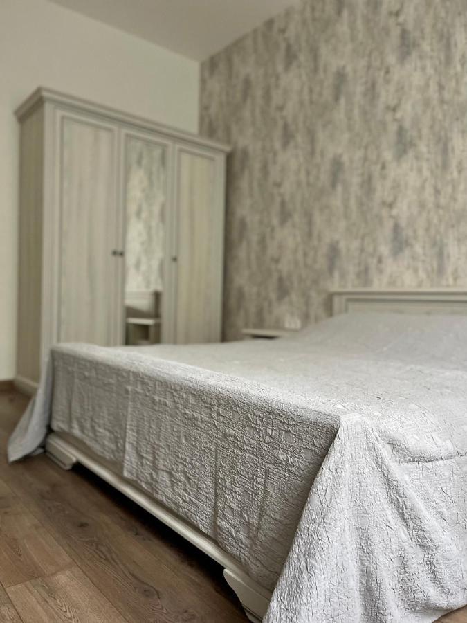 Pride Apartment Lviv Luaran gambar